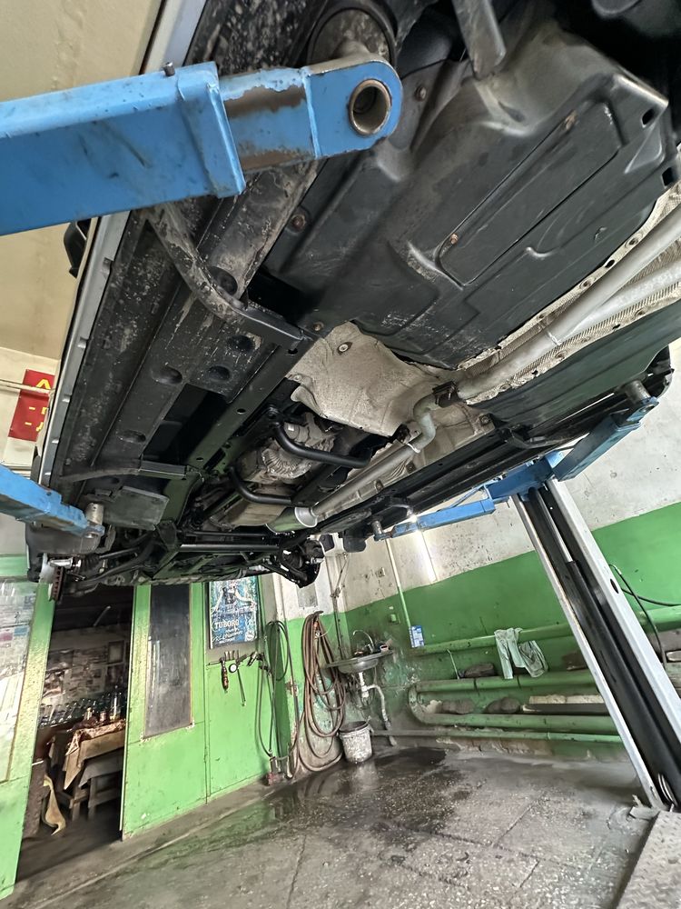 Продам Land Rover Range Rover 2005