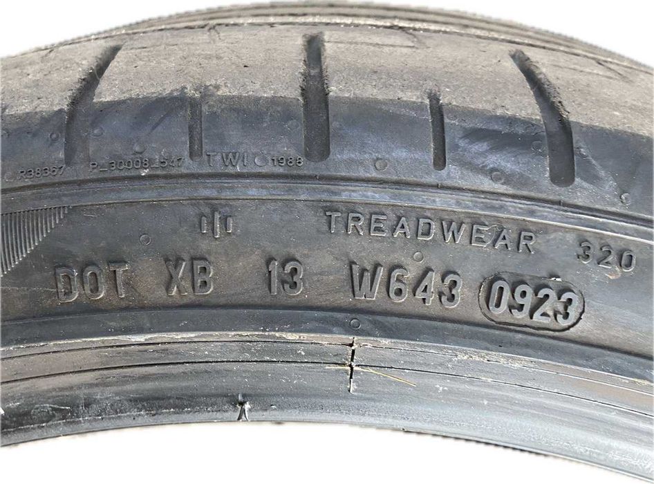 Літні шини Pirelli p zero 255/35 R21 98Y чудовий стан 2 шт