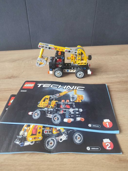 Klocki Lego Technic 42031- Ciężarówka z wysięgnikiem
