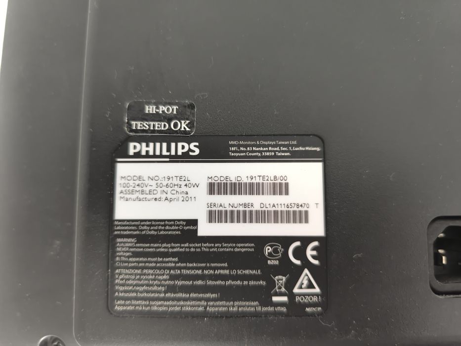 Monitor 19" Philips 191TE2LB/00  komplet okablowania