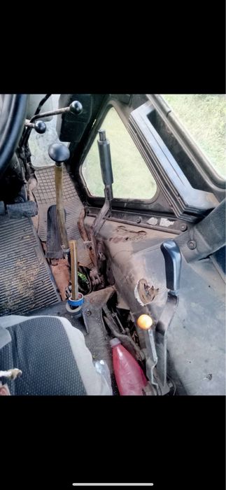 Мтз 892 заводська турбіна . Мотор масла небере коробка невибиває .