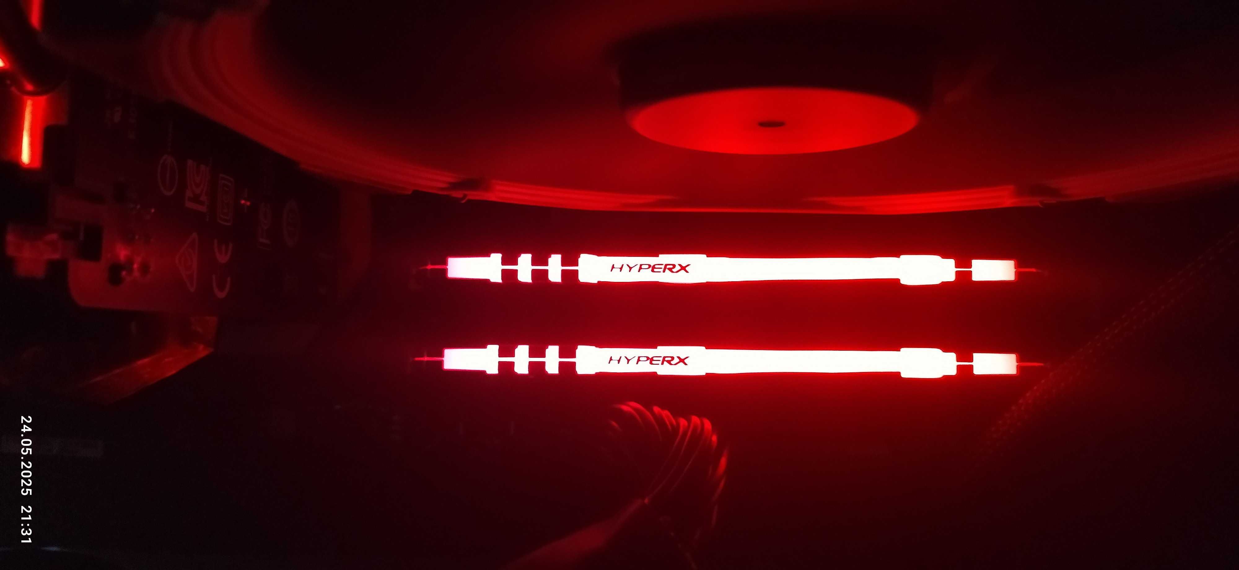 HyperX 64 GB (2x32GB) DDR4 3600 MHz FURY RGB (Micron/Dual Rank CL18)