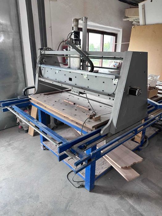 ЧПУ фрезерний верстат по дереву