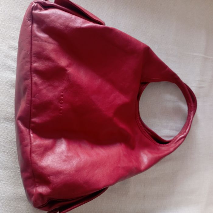 Mala , em pele, Coccinelle.