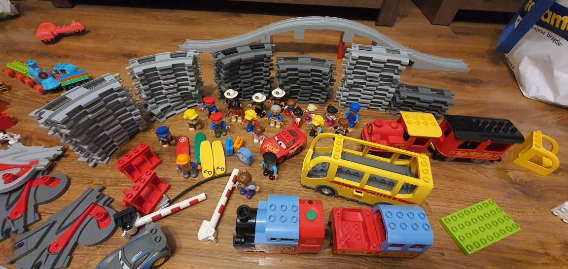 Lego Duplo 2 pociągi, dużo torów, i inne