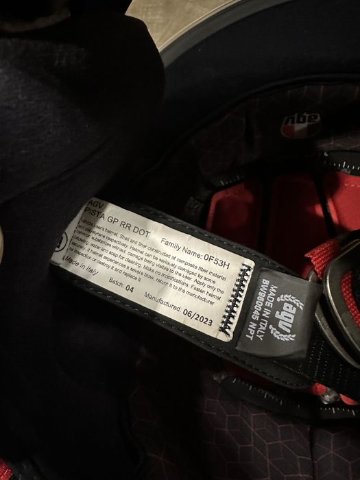 Шлем AGV Pista GP RR Carbon