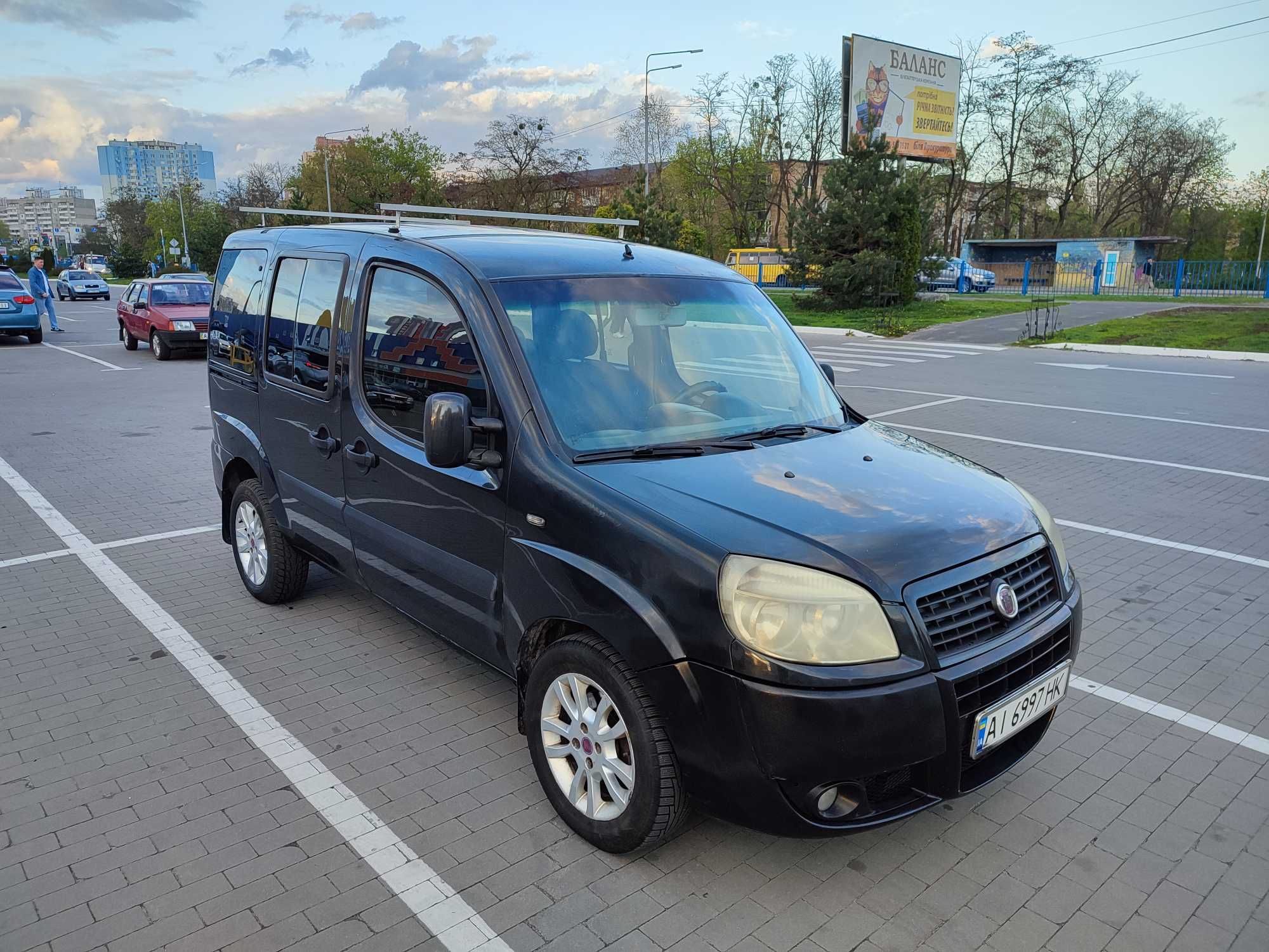 Продаю FIAT DOBLO PANORAMA оригінальний пасажир 7 місць