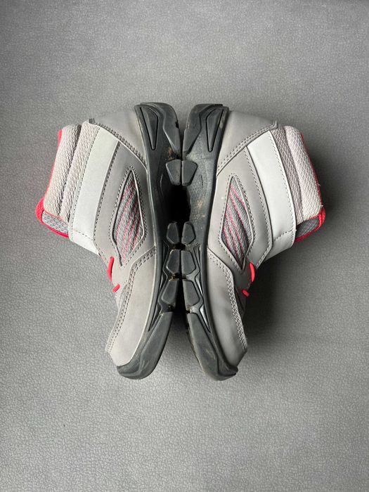 Buty turystyczne na zimę wodoodporne Quechua MH100 r. 33 wkładka 21 cm