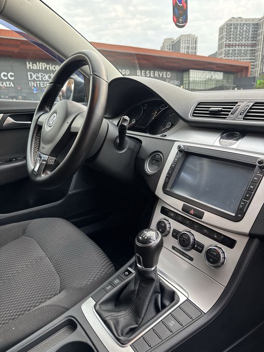 Volkswagen Passat B7 2014 1.6 TDI BlueMotion
