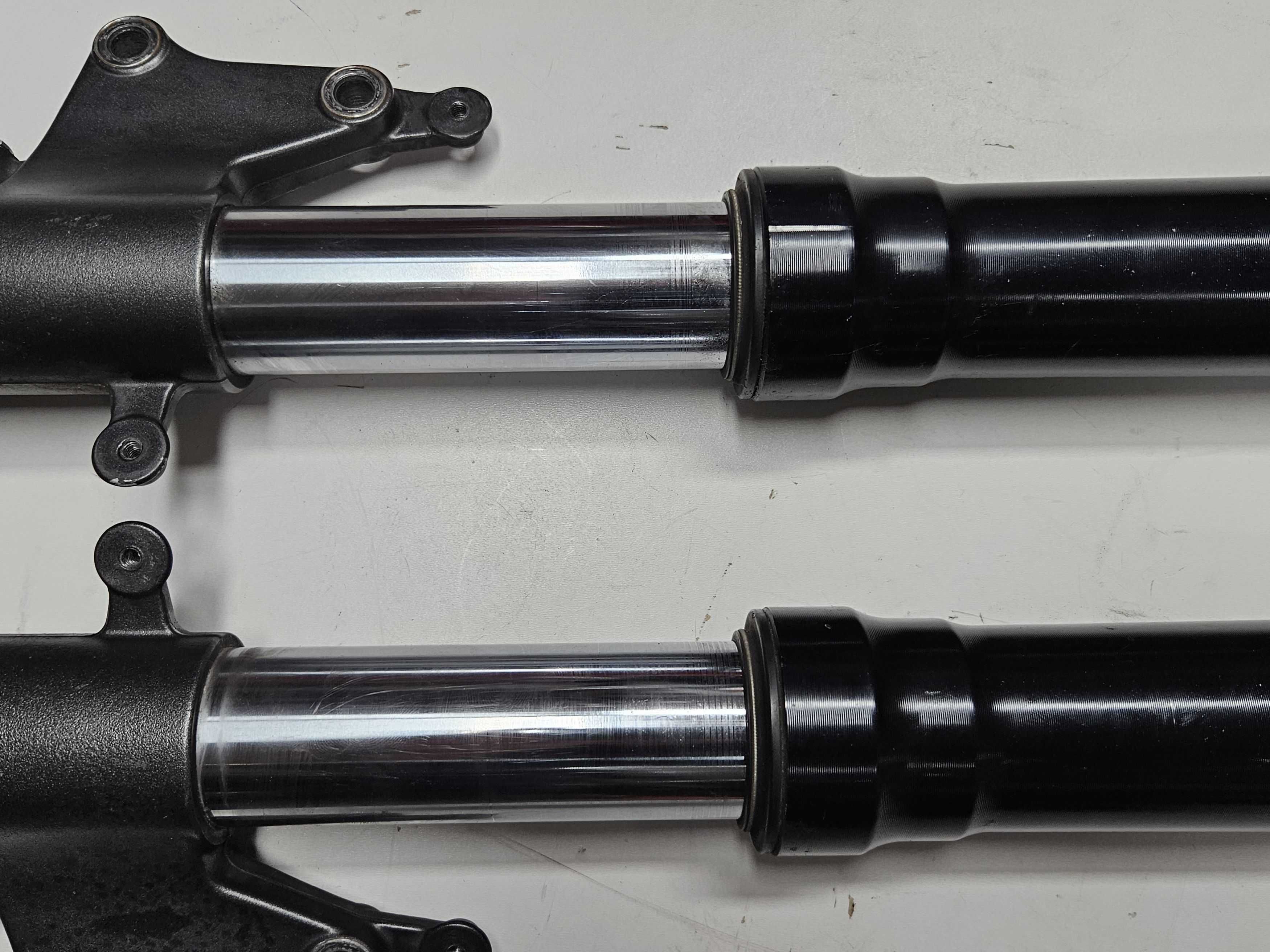 Lagi zawieszenie przód Aprilia RSV 1000 Tuono 02-05 RSV Mille 98-03