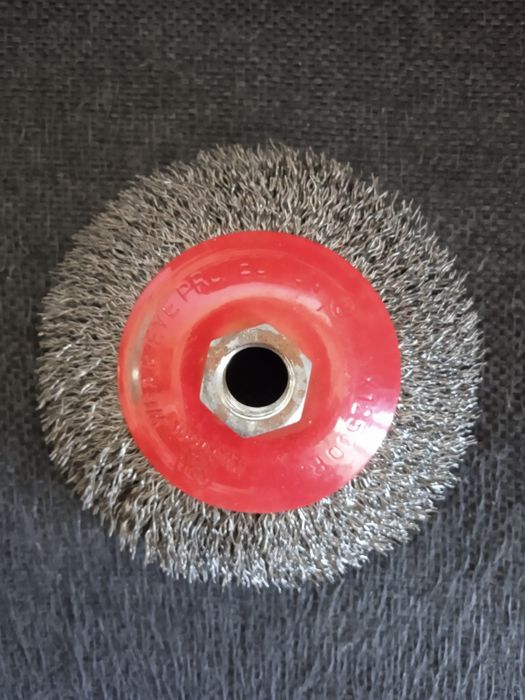 Щетка конусная, 100 мм, М14, "тарелка", металлическая