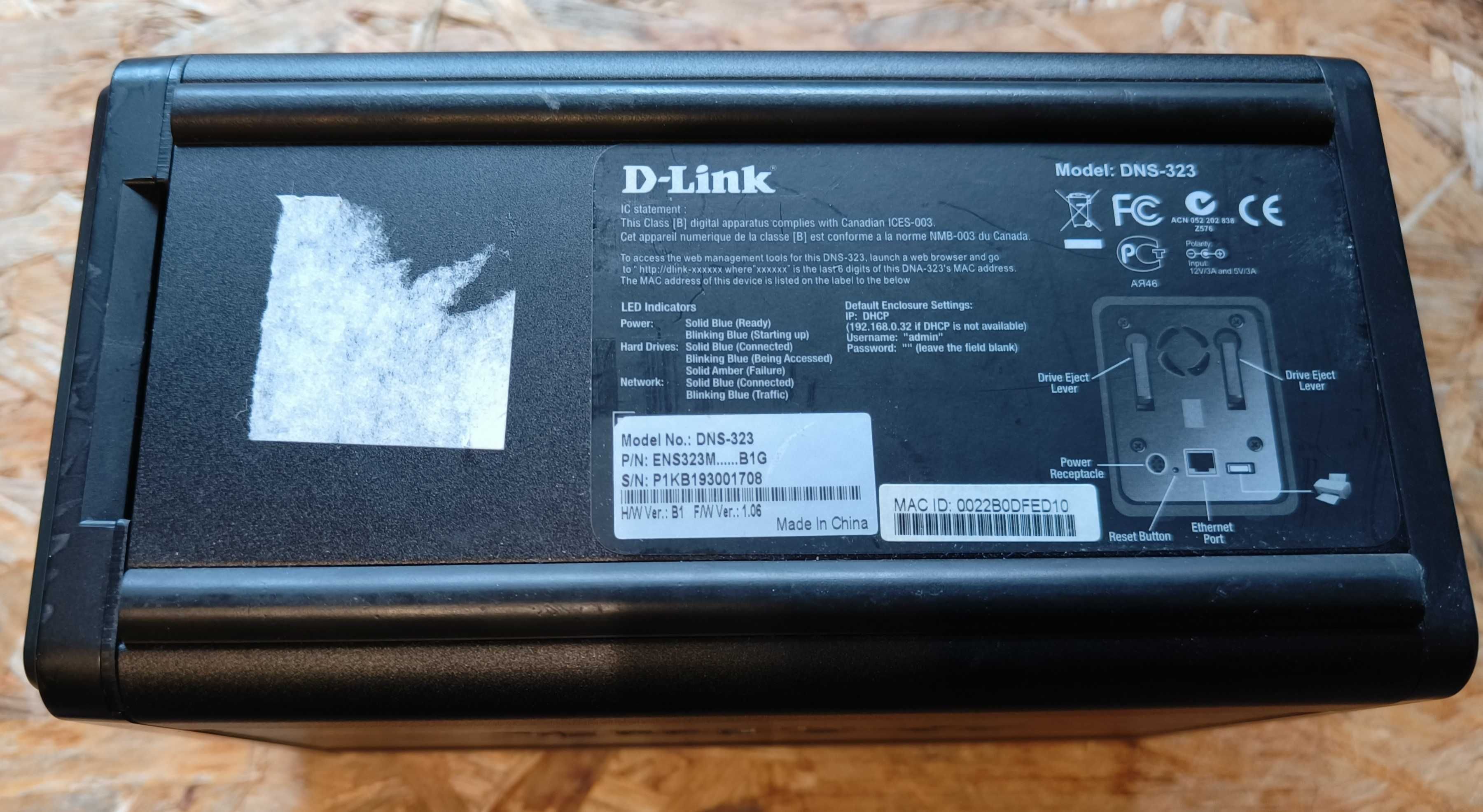 D-LINK DNS-323. Serwer NAS