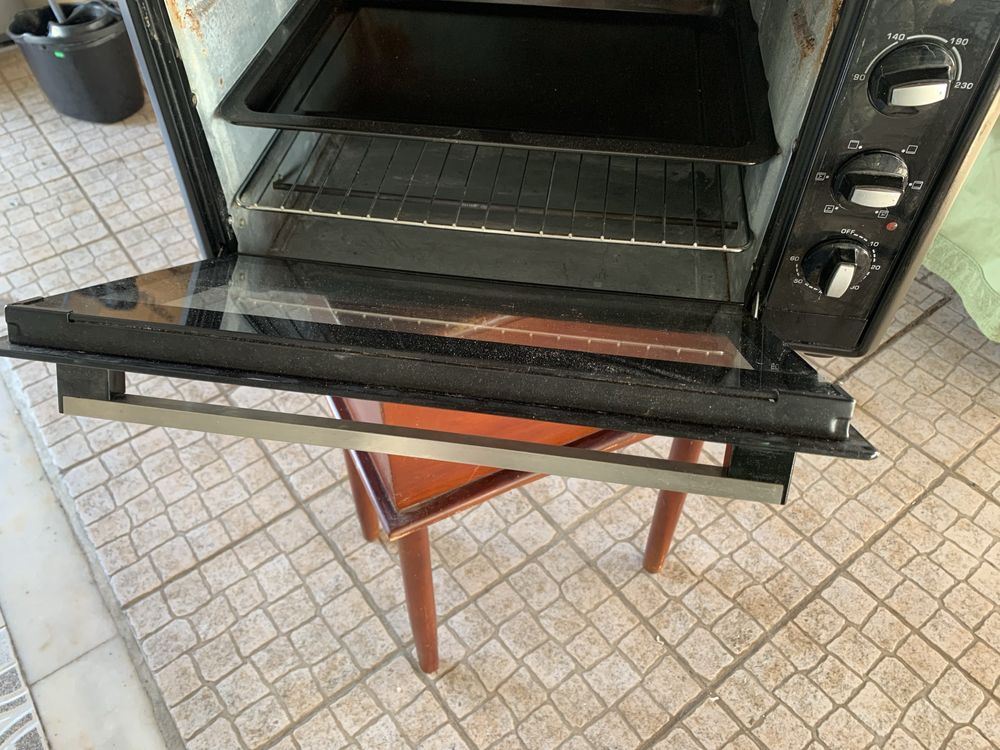 Forno de mesa para