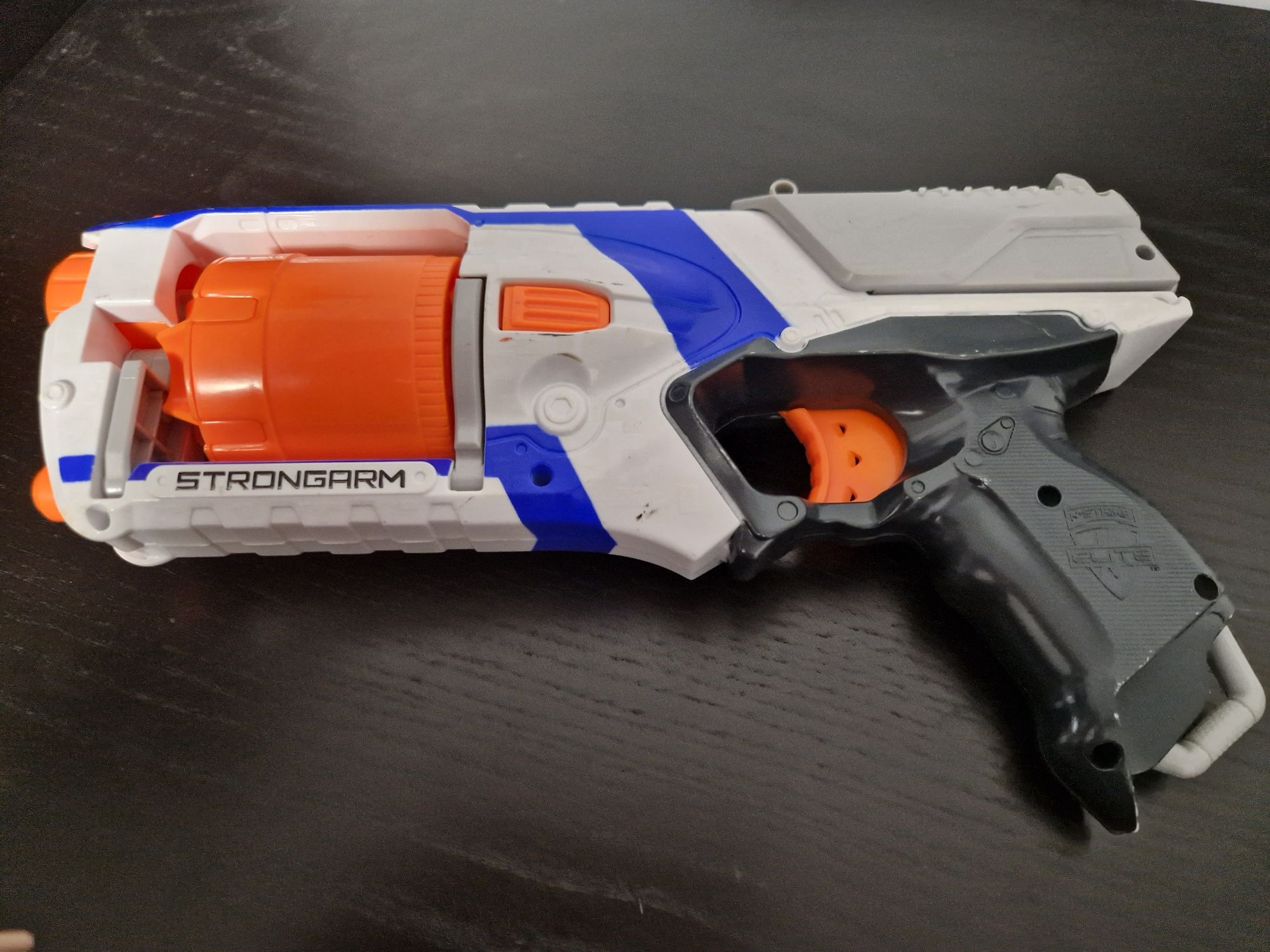Pistolet Nerf Strongarm