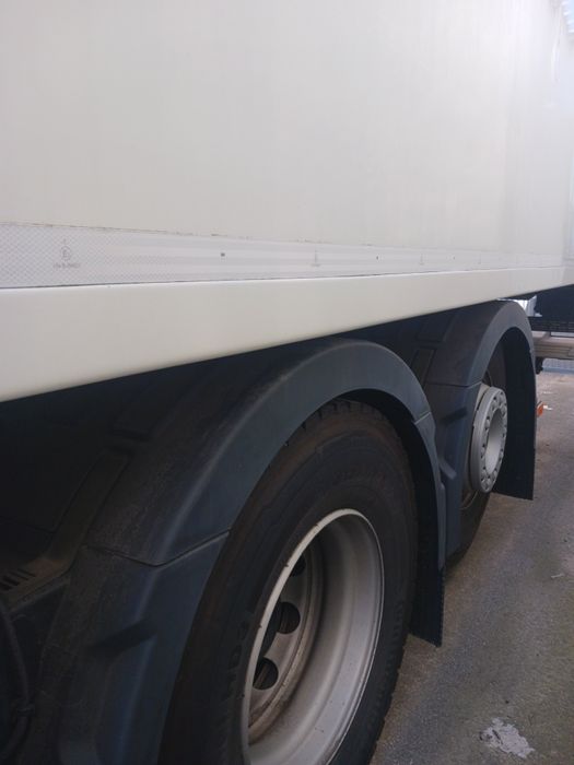 Camião Volvo 3 eixos, 500cv