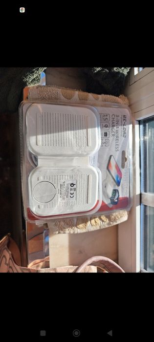 Carregador sem fios dobrável