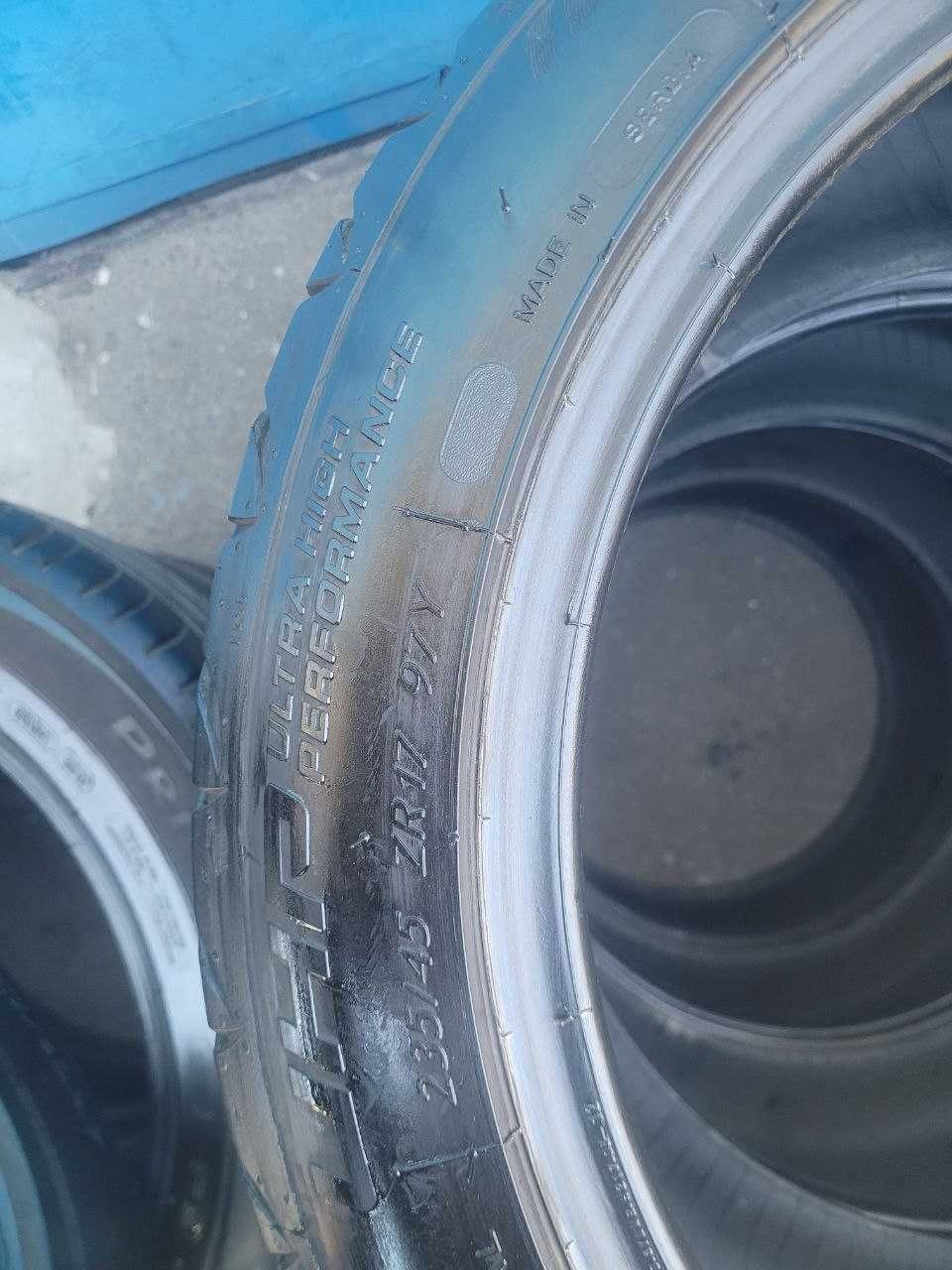 Шини Tigar Ultra High Performance 7 мм 25 рік 235 45 R18 GOAUTO Київ