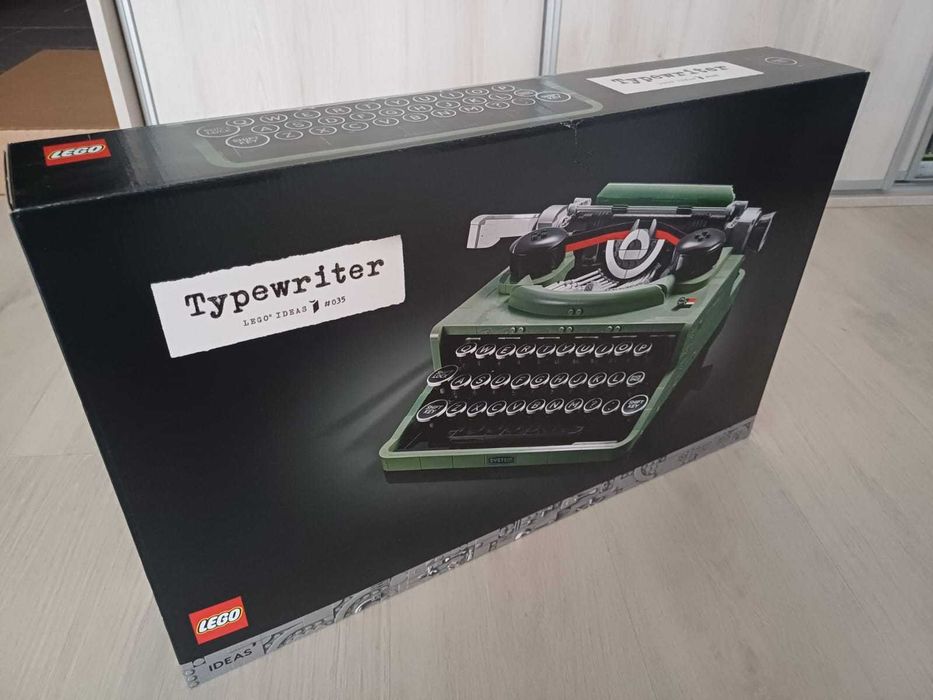21327  LEGO maszyna do pisania