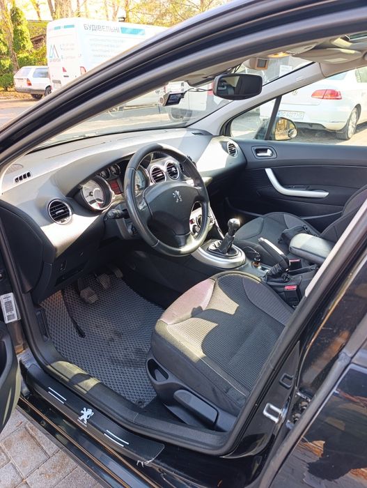 Peugeot 308 (2008) 1,6 бензин атмосфера