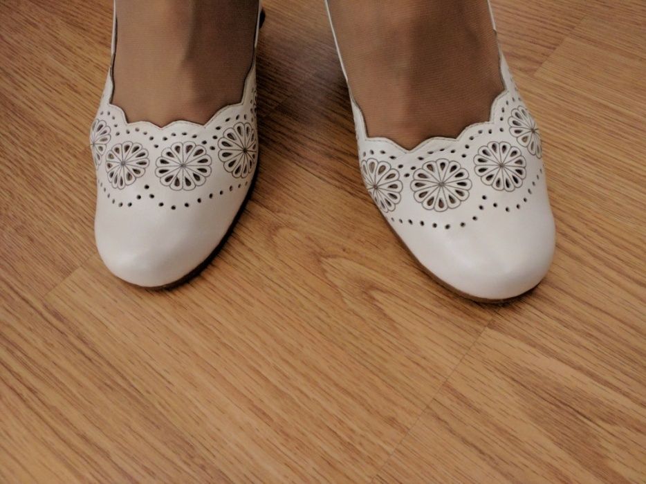 Босоножки 38р.Кожа.