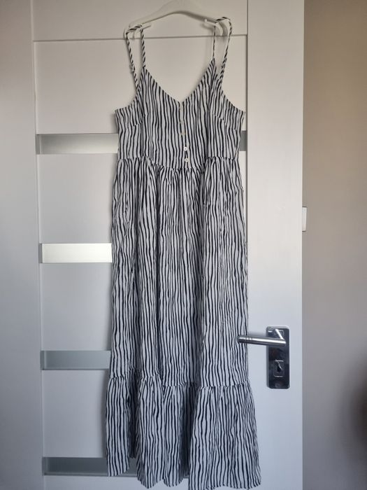 Sukienka midi zwiewna długa