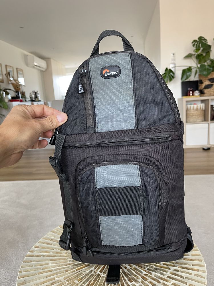 Mochila fotografica LOWEPRO Sling Shot 202 AW