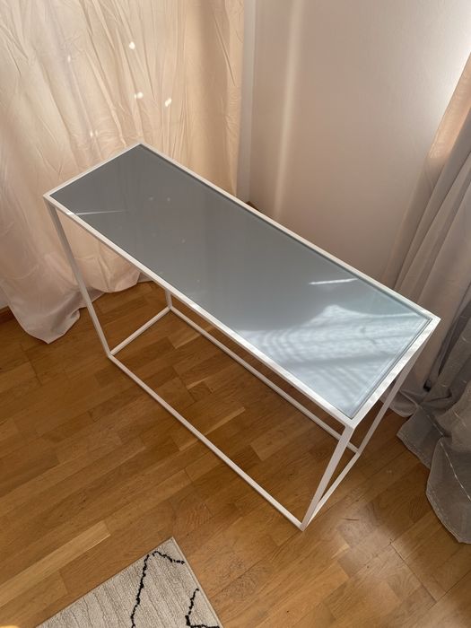 Konsolka  szklana stolik