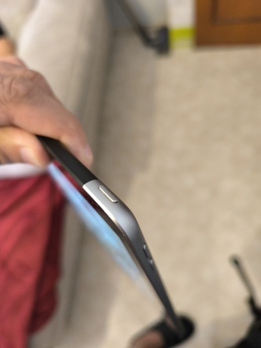 iPad 6ª Geração 128GB (Wi-Fi + Cellular) - Impecável / Space Gray