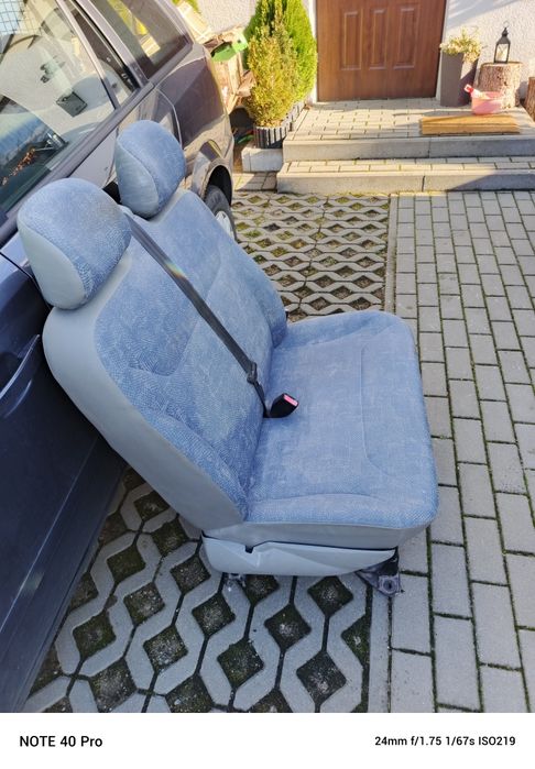 Sprzedam fotel pasażera podwójny opel Vivaro A Trafic
