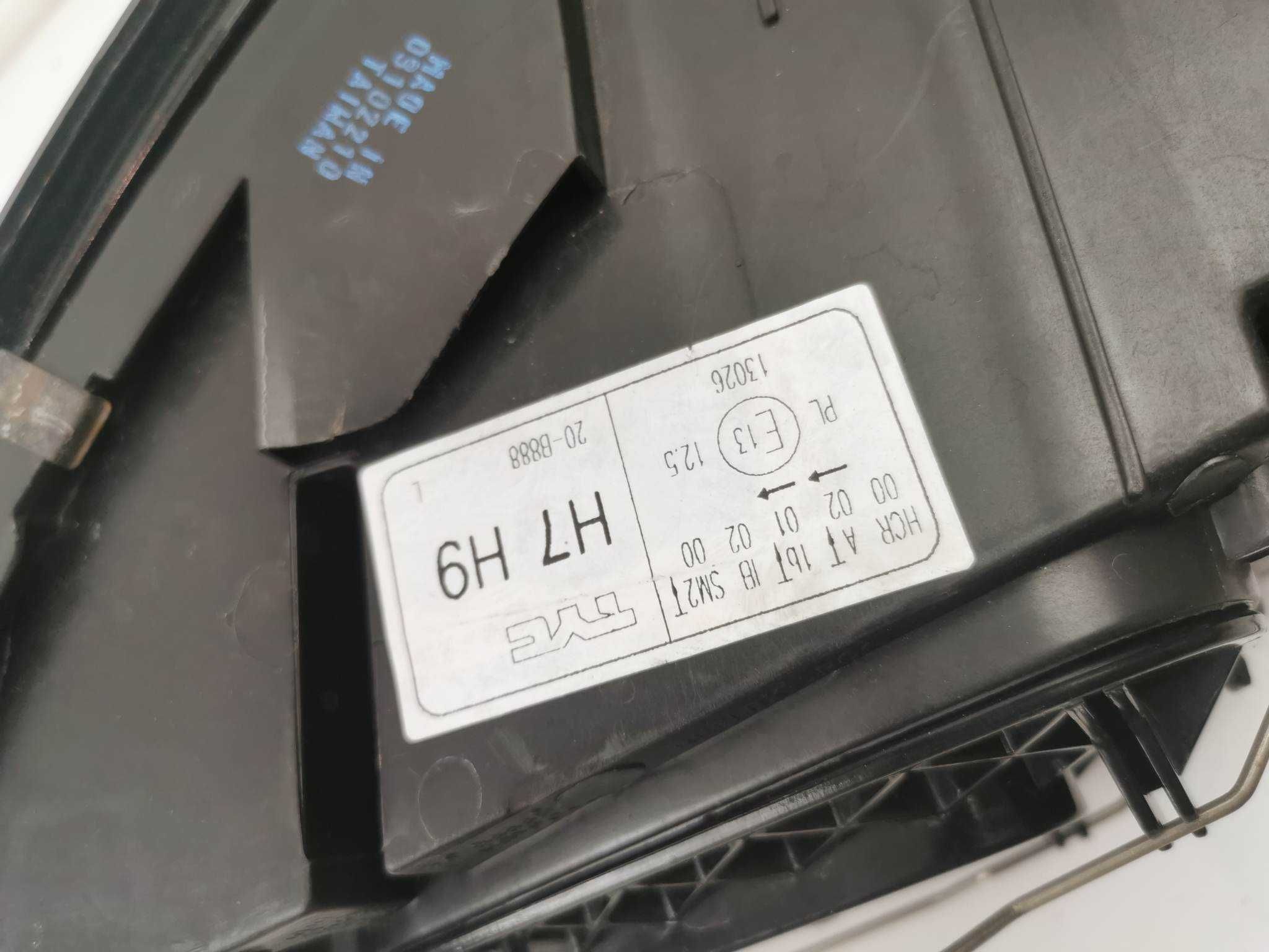 Lampa lewa reflektor lewy Volvo S40 V50 NOWA