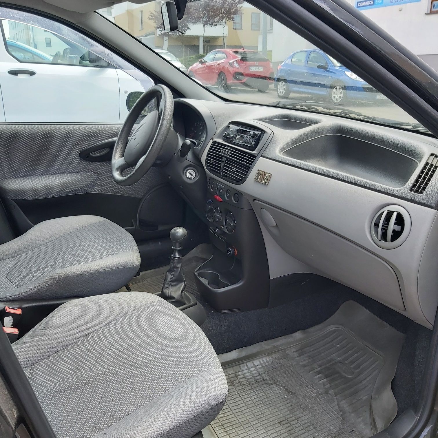 Fiat Punto2, przebieg 96000, nieuszkodzony.Badanie ważne 13.05.2026