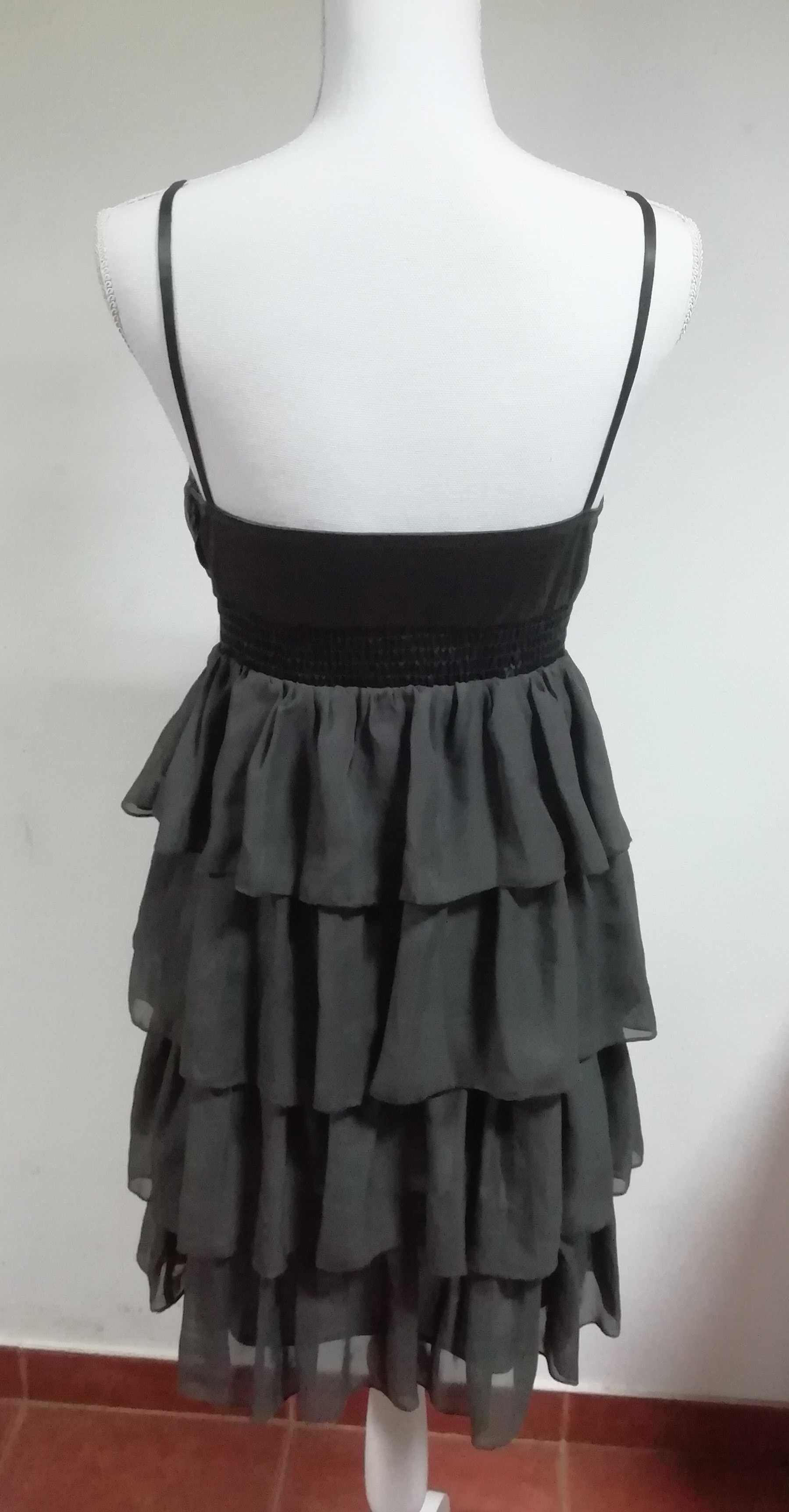 Vestido lindo de festa Laona (NOVO) TAMANHO M PROMOÇÃO