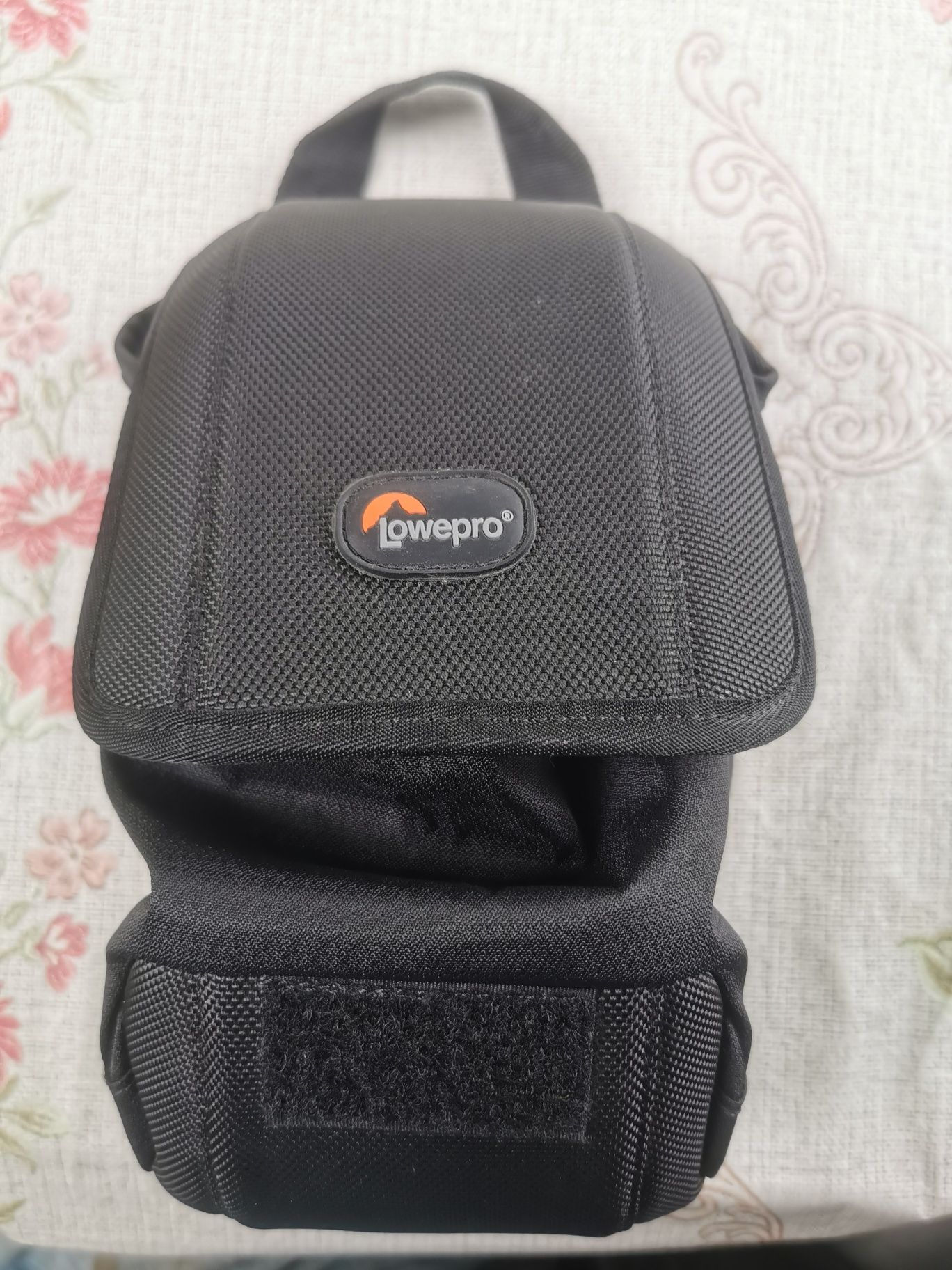 Сумка чехол для объектива Lowepro S&F Slim Lens Pouch 75 AW