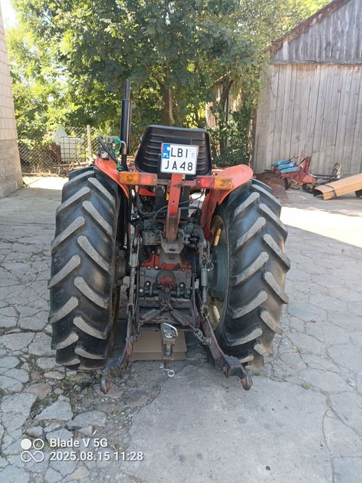 Traktor ciągnik sadowniczy uniwersal