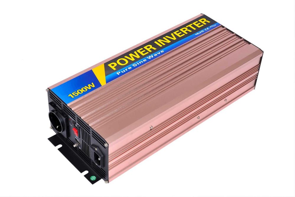 Інвертор 12/220v 3000/1500W с зарядкой ЧИСТИЙ СИНУС Преобразователь