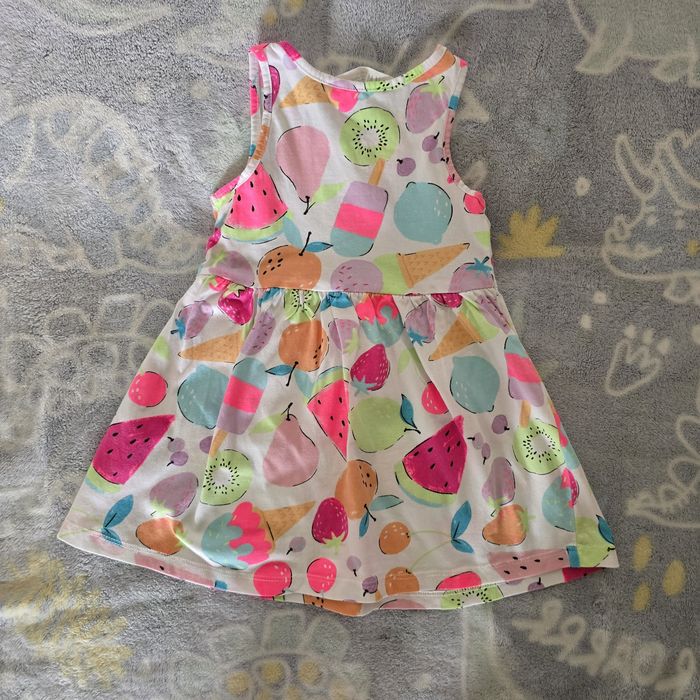 Zestaw markowych ciuszków dla dziewczynki