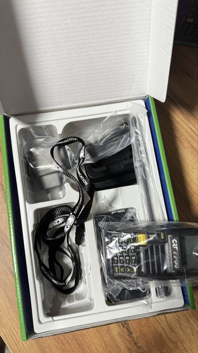 CRT FP00 (Dual Band UHF/VHF) – портативная рация