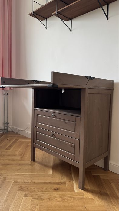 Komoda Sundvik z przewijakiem Ikea - brązowa - 300 zł (do negocjacji)