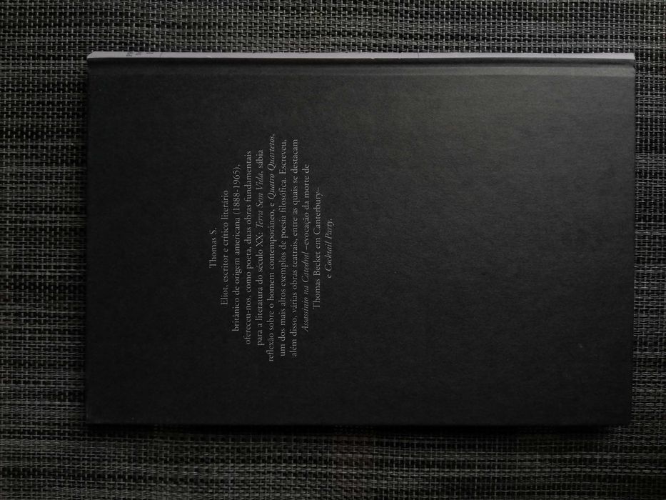 Assassínio na Catedral - Thomas S. Eliot (portes grátis)