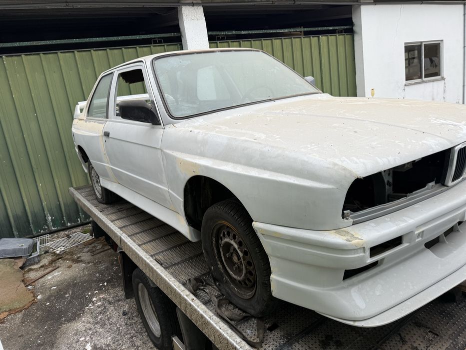 BMW E30 M3 Replica