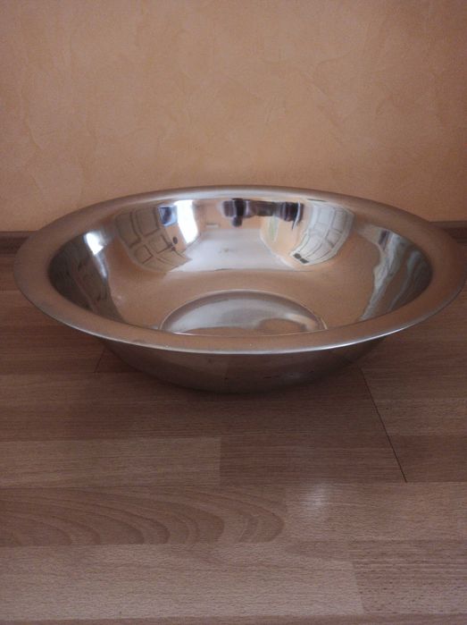 Тазик-миска нержавейка диаметр 60 см.