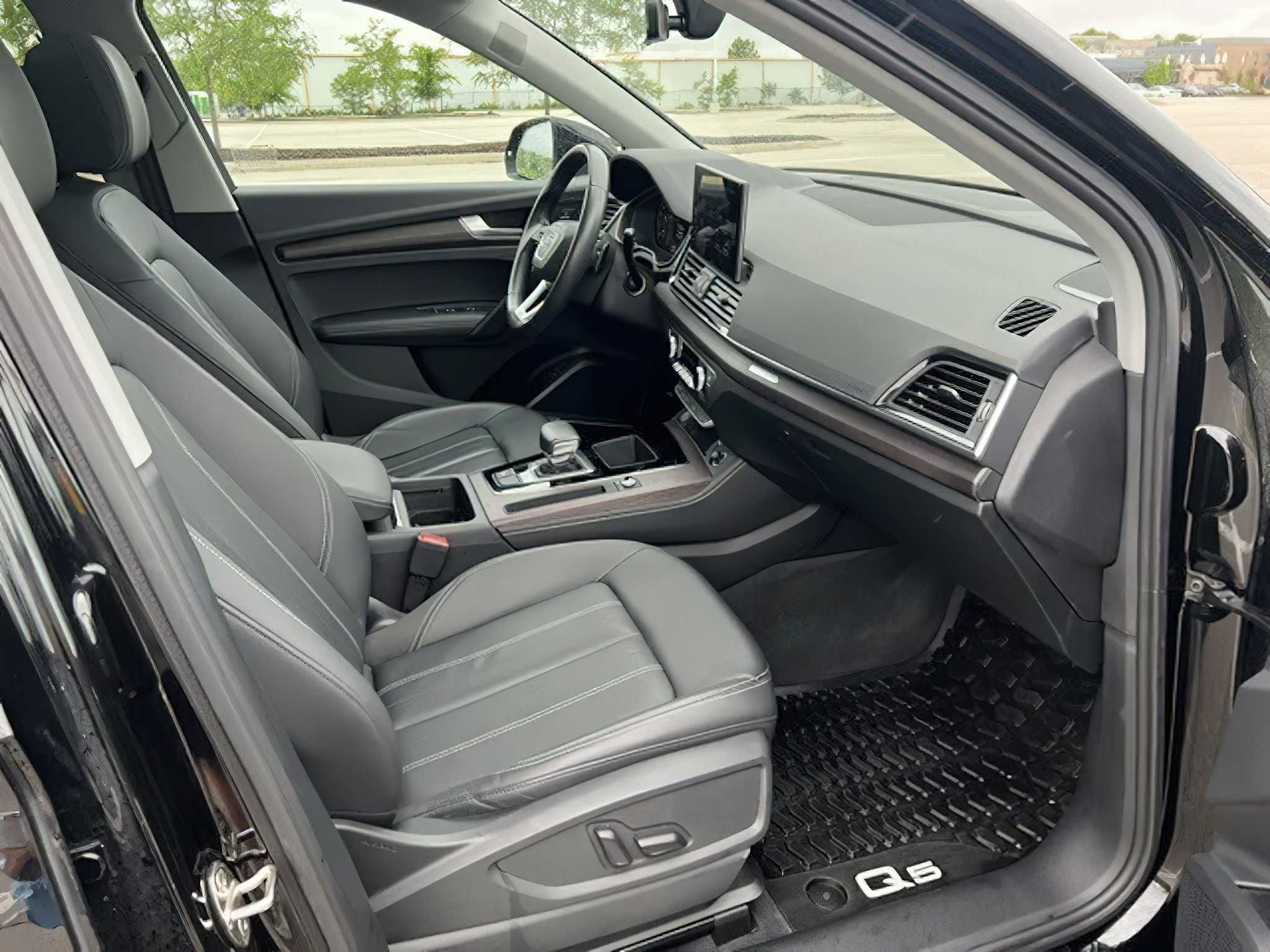Audi  Q5 Premium Plus 2021