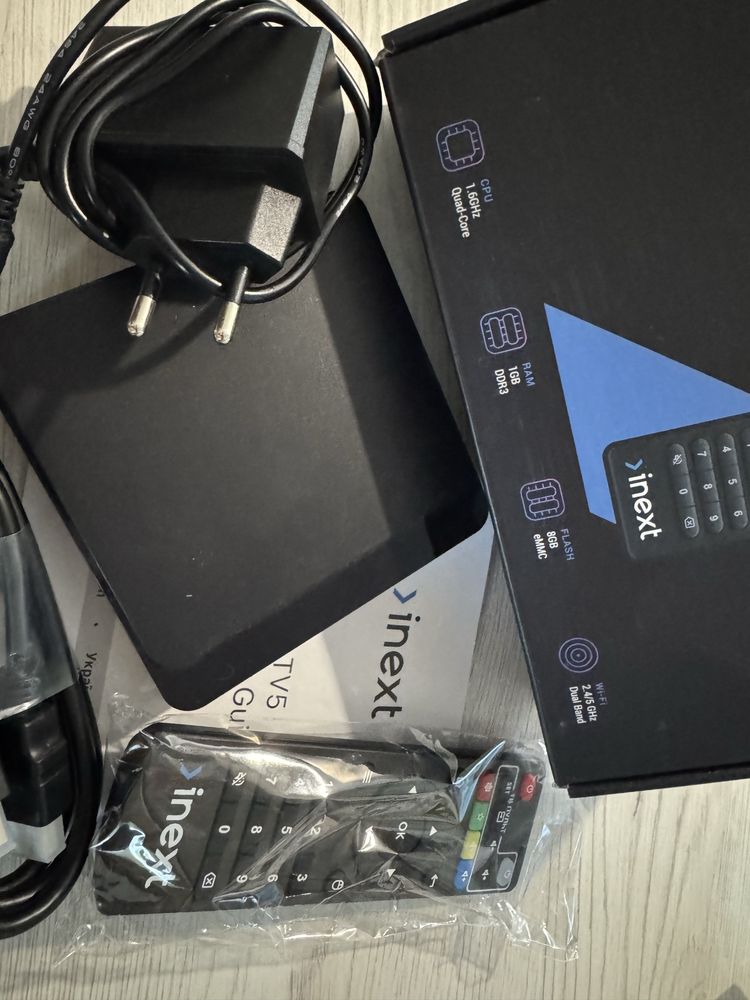Медіаприставка inext TV5