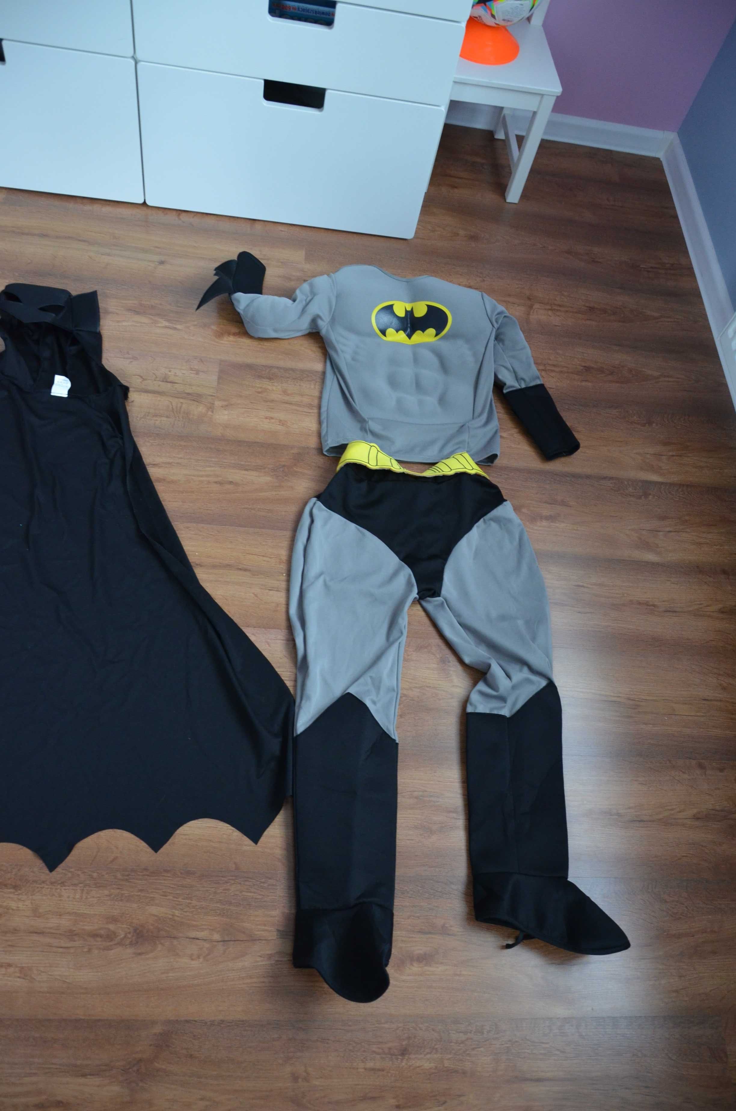 Strój Batmana dla dziecka w wieku 8 lat (spodnie 89 cm długość)