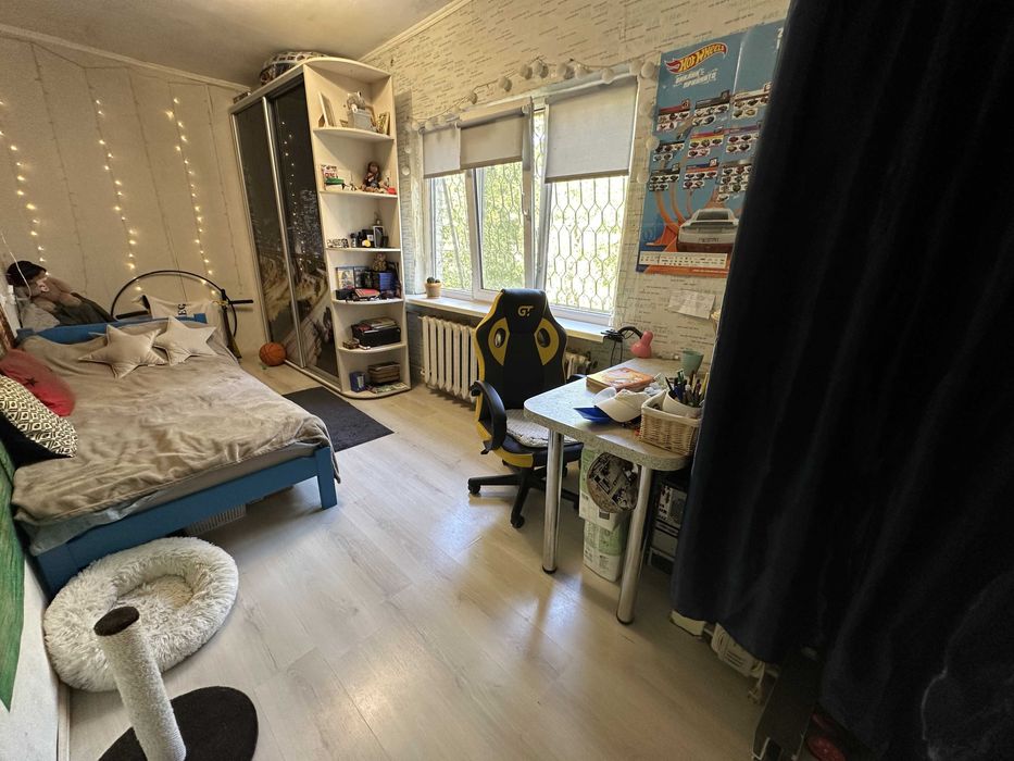 ПАРК ГОРЬКОГО \ Космонавтов 2 - комн Укомплектована Кирпичный дом