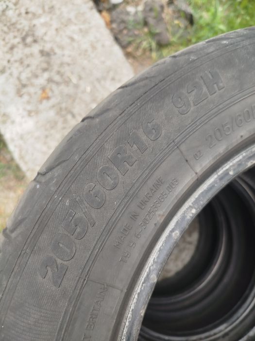 Продам зимню резину