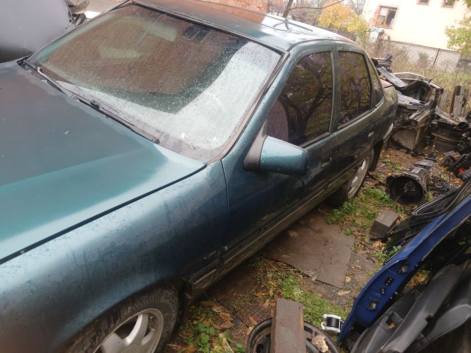 Розбирається на запчастини