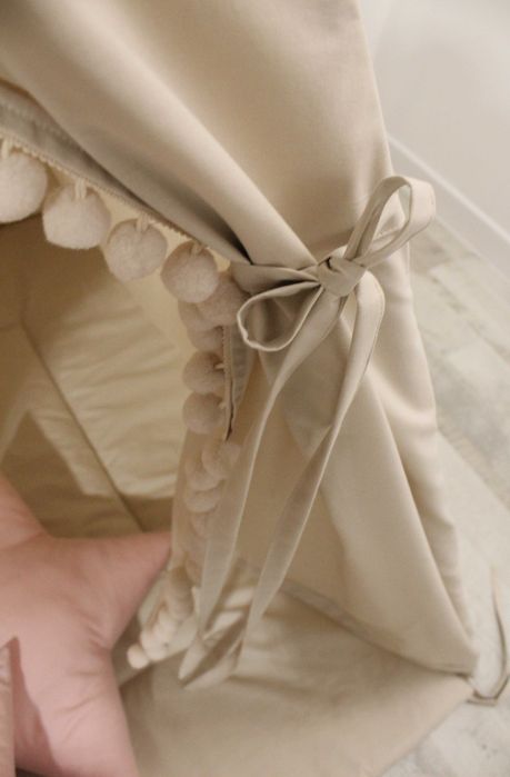 Dostępny od ręki! TIPI namiot beżowy, brudny róż, pomponiki