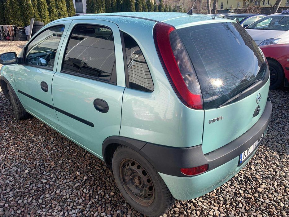 Opel Corsa C – 2000, Benzyna, 123 000 km