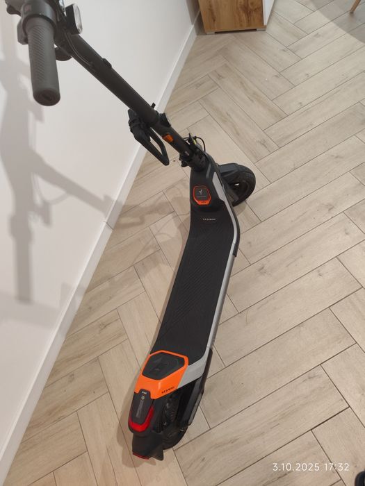 Segway Ninebot KickScooter P65I 20km/h